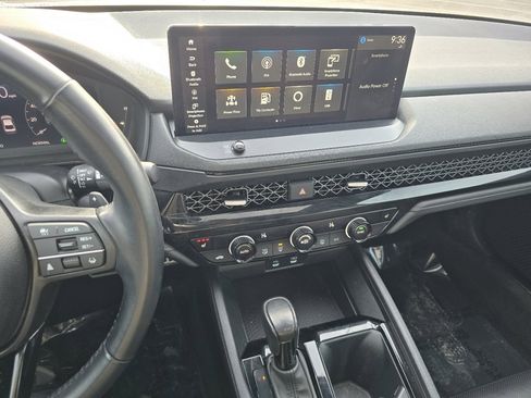 Used 2023 Honda Accord Sport image 27