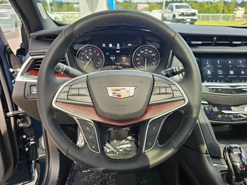 New 2026 Cadillac XT5 Premium Luxury w/ Driver Assist Package AWD/4WD image 26