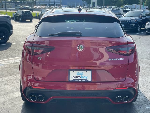 Used 2022 Alfa Romeo Stelvio Quadrifoglio w/ Active Assist Plus Package AWD/4WD image 13