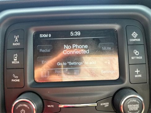 Used 2018 Jeep Wrangler Unlimited Sport S image 32