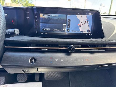 Certified 2024 Nissan Ariya FWD image 19