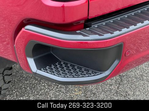 Certified 2023 GMC Sierra 2500 AT4 w/ AT4 Preferred Package AWD/4WD image 10