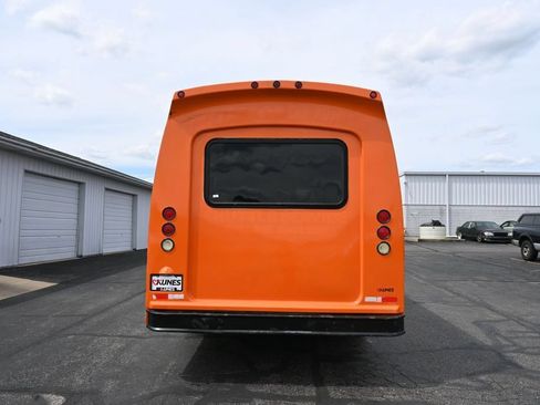 Used 2003 Ford E-450 and Econoline 450 RWD image 7