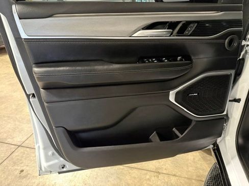 Used 2023 Jeep Wagoneer Series II AWD/4WD image 49