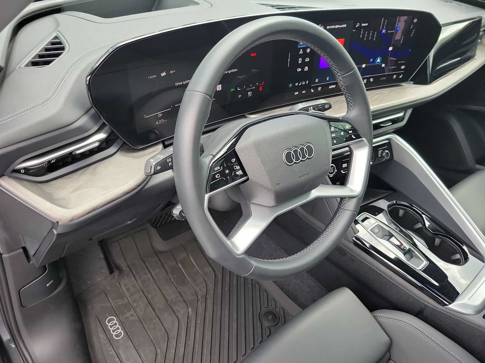 Certified 2025 Audi Q5 Premium Plus w/ Premium Plus AWD/4WD image 2