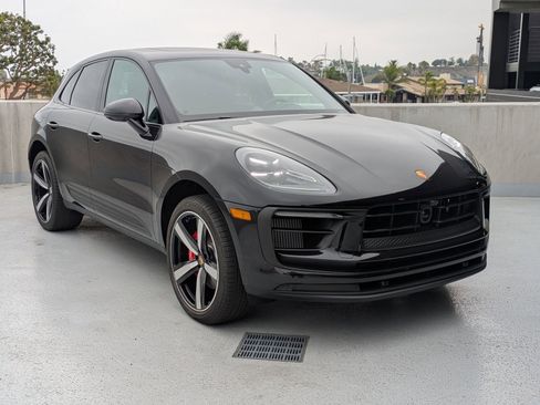 New 2025 Porsche Macan S AWD/4WD image 7