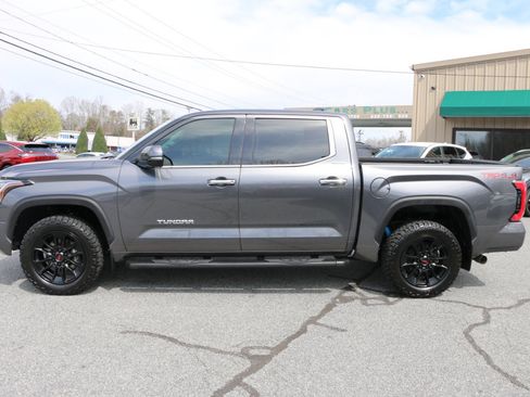 Used 2022 Toyota Tundra Limited w/ TRD Off-Road Package image 2