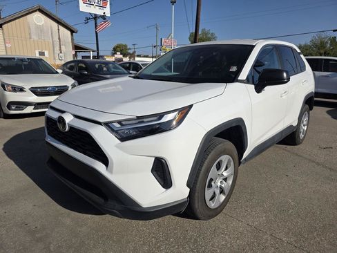 Used 2024 Toyota RAV4 LE AWD/4WD image 22