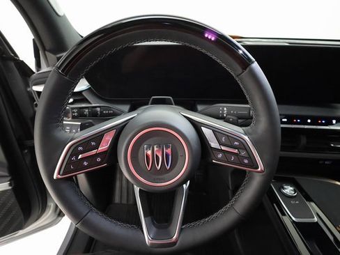 Certified 2025 Buick Enclave Avenir w/ Super Cruise Package image 12