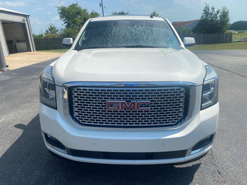 Used 2015 GMC Yukon Denali w/ Touring Package AWD/4WD image 7