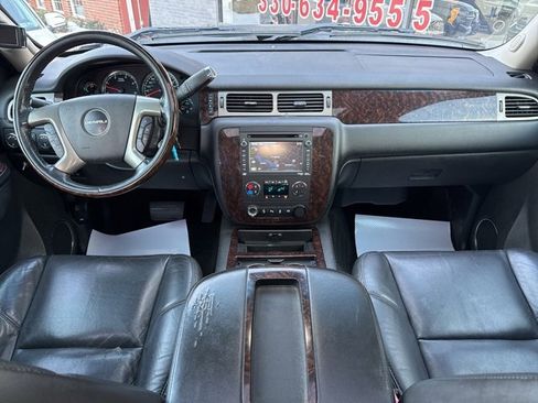 Used 2012 GMC Sierra 2500 Denali w/ Suspension Package, Off-Road image 38