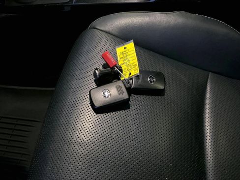 Used 2021 Toyota 4Runner Nightshade image 14