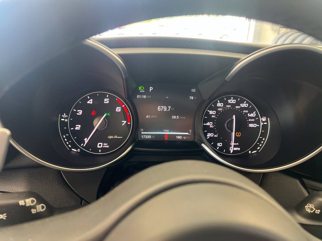 Used 2017 Alfa Romeo Giulia Ti w/ TI 19" Sport Package RWD image 24
