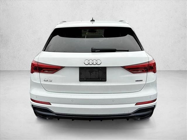 Used 2021 Audi Q3 2.0T Premium Plus w/ Premium Plus Package AWD/4WD image 6