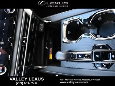 Used 2025 Lexus RX 350h w/ Convenience Package image 14