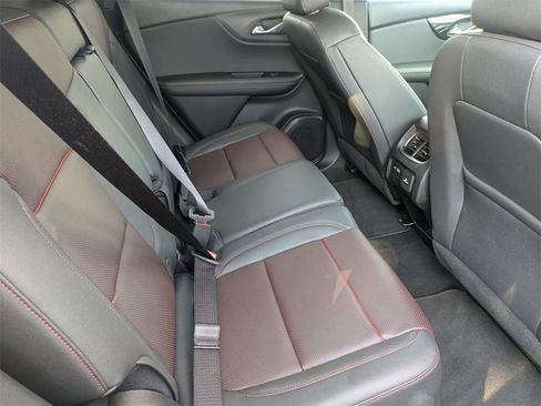Used 2025 Chevrolet Blazer RS image 29