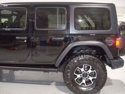 Used 2020 Jeep Wrangler Unlimited Rubicon AWD/4WD image 6