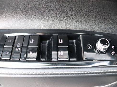 Used 2023 Maserati Grecale GT image 51