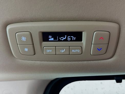 New 2026 Kia Carnival EX FWD image 29