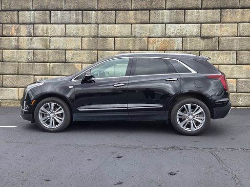 Used 2024 Cadillac XT5 Premium Luxury w/ LPO, Floor Liner Package AWD/4WD image 2