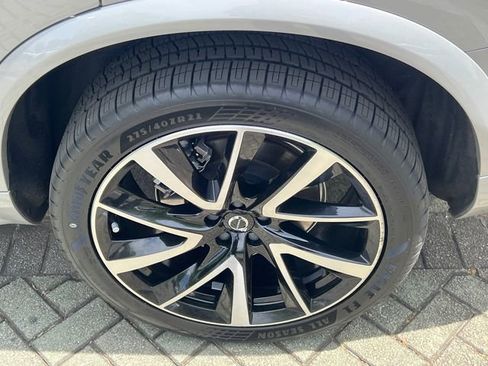 Used 2023 Volvo XC90 B6 Plus w/ Protection Package Premier AWD/4WD image 24