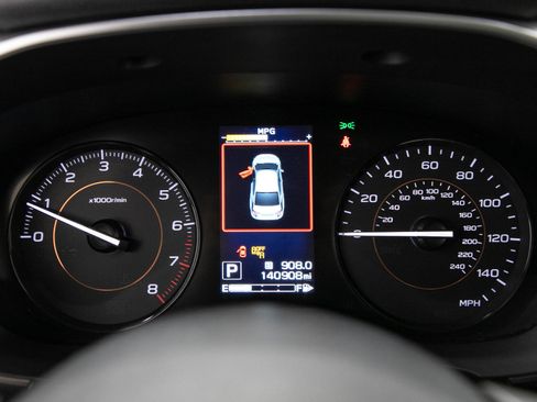 Used 2018 Subaru Crosstrek 2.0i Premium AWD/4WD image 26