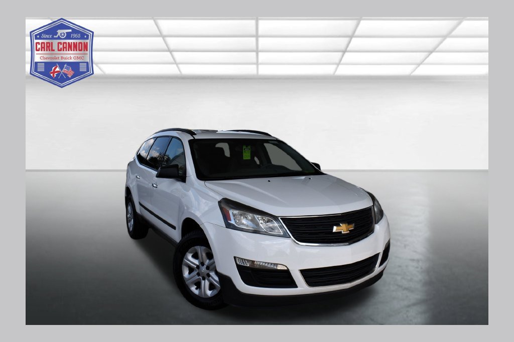 Used 2017 Chevrolet Traverse LS FWD image 1