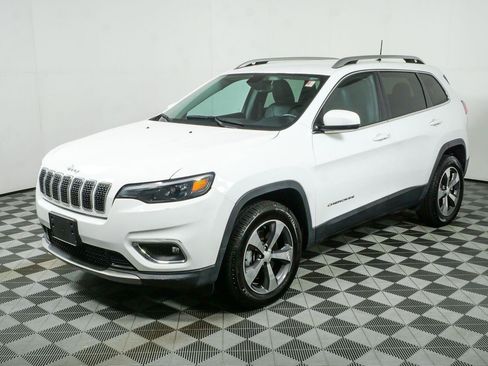 Used 2020 Jeep Cherokee Limited AWD/4WD image 30