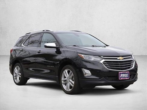 Used 2018 Chevrolet Equinox Premier AWD/4WD image 3