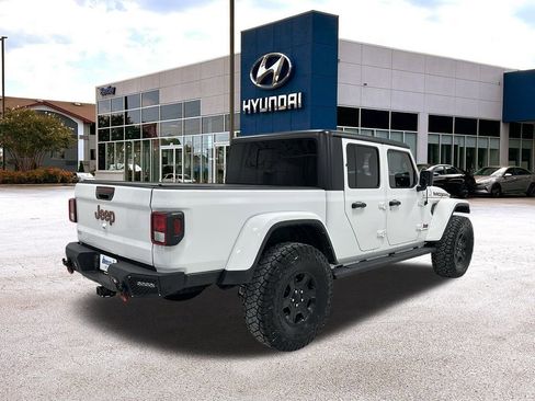 Used 2022 Jeep Gladiator Mojave w/ Cold Weather Group image 5