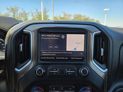Used 2019 Chevrolet Silverado 1500 High Country w/ Technology Package AWD/4WD image 15