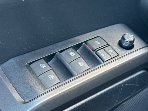 Used 2021 Toyota Tacoma TRD Sport w/ Technology Package image 14