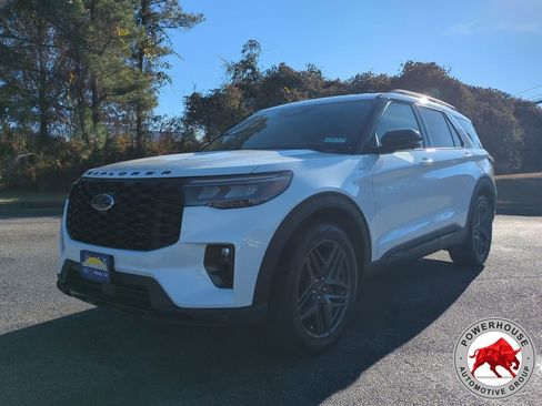 New 2026 Ford Explorer ST-Line w/ ST-Line Street Pack image 1