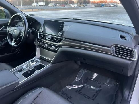 Used 2021 Honda Accord Sport image 16