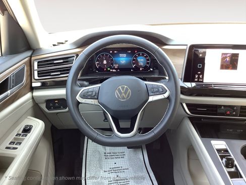 New 2026 Volkswagen Atlas SE image 15