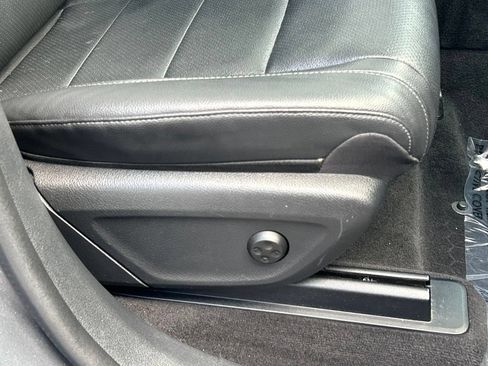 Used 2024 Mercedes-Benz GLE 350 4MATIC image 44