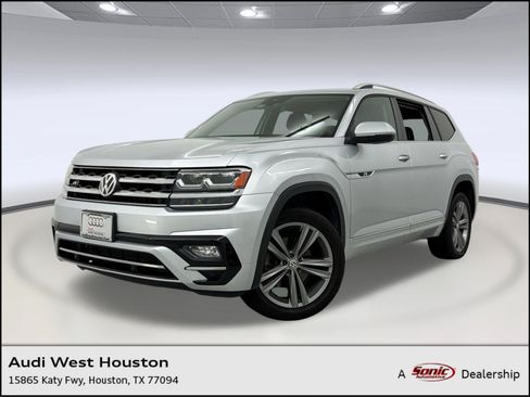 Used 2018 Volkswagen Atlas SEL w/ R-Line Package FWD image 1