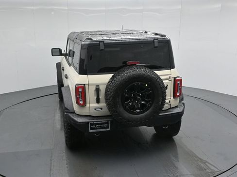 New 2026 Ford Bronco Badlands image 41