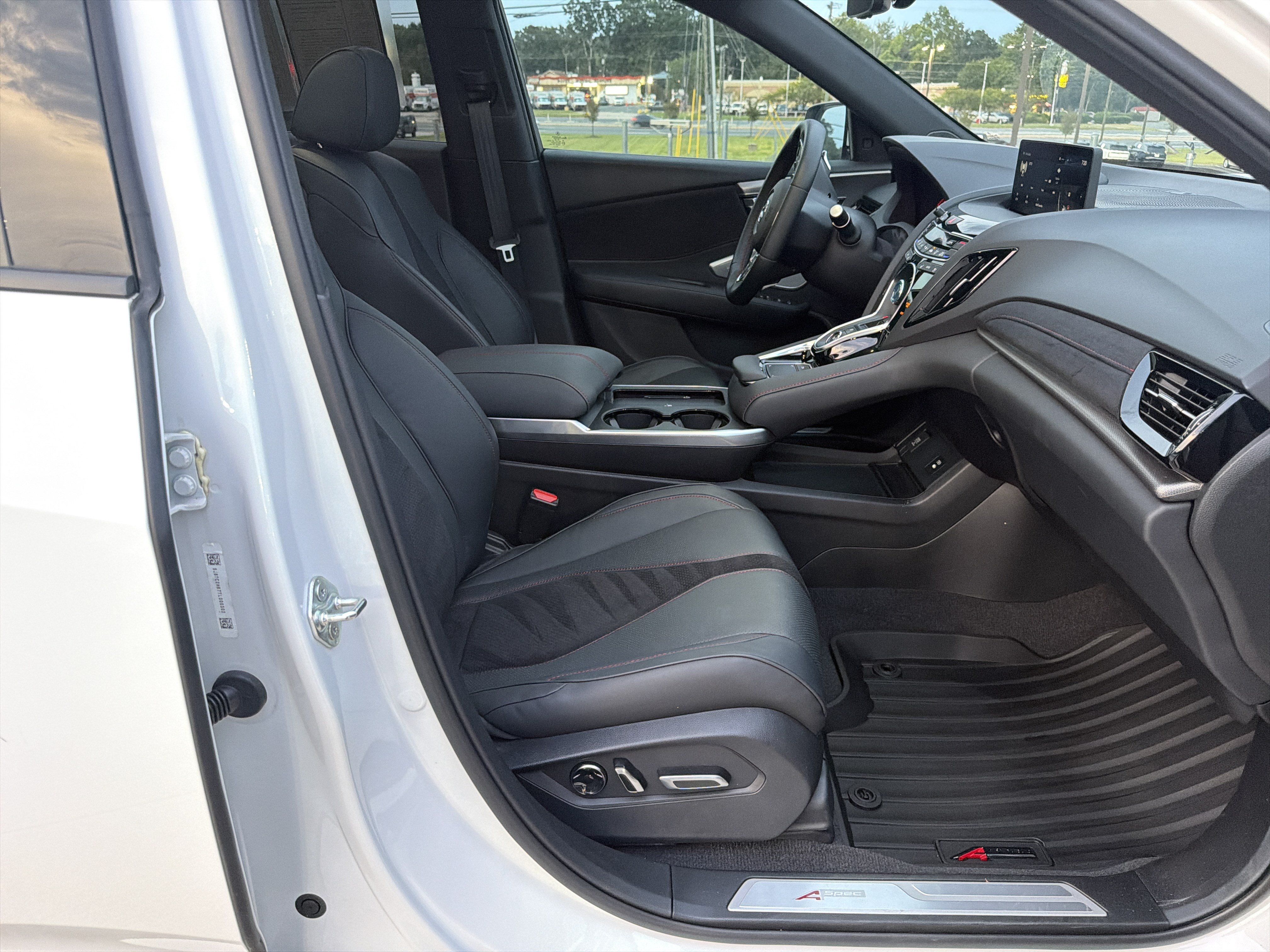 Used 2026 Acura RDX w/ Advance Package AWD/4WD image 28