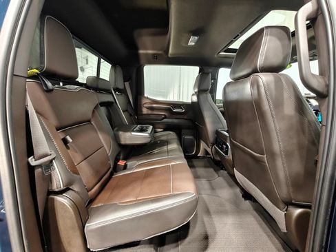 Used 2023 GMC Sierra 1500 Denali AWD/4WD image 38