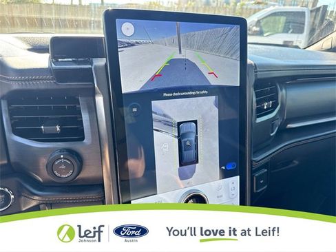 Certified 2023 Ford Expedition Platinum image 28