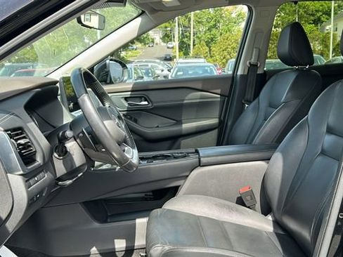 Certified 2023 Nissan Rogue SL w/ SL Premium Package AWD/4WD image 10