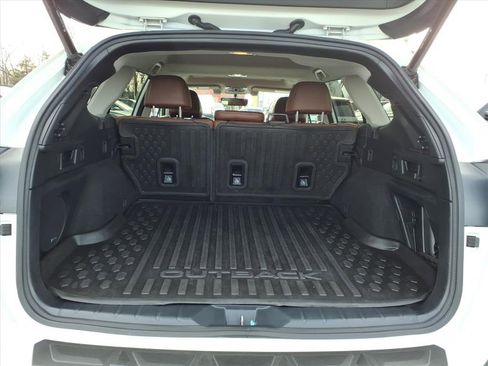 Used 2020 Subaru Outback Touring image 18