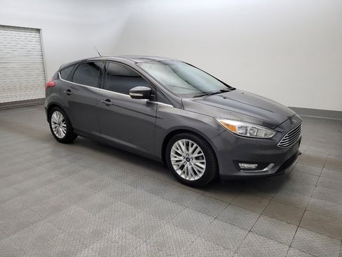 Used 2018 Ford Focus Titanium FWD image 11