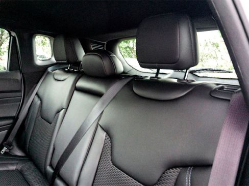 New 2026 Jeep Compass Latitude image 17