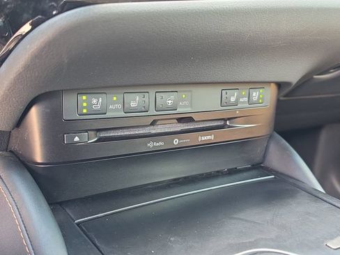 Used 2022 Lexus ES 350 w/ Premium Package FWD image 29