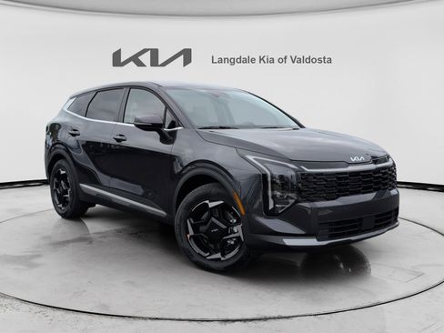 New 2026 Kia Sportage EX FWD image 2
