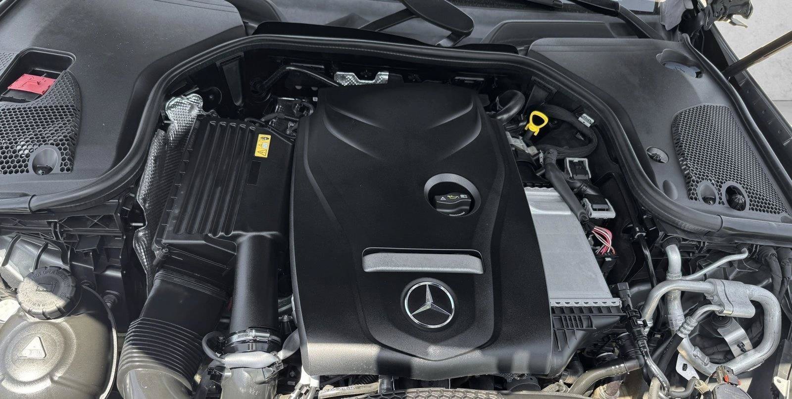 Used 2017 Mercedes-Benz E 300 image 20
