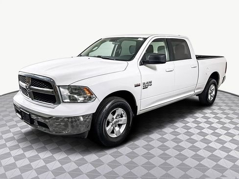 Used 2021 RAM 1500 Classic SLT image 4