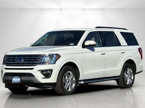 Used 2020 Ford Expedition XLT w/ Equipment Group 202A RWD image 7
